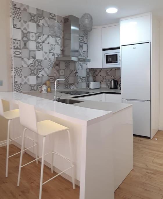 Lindo Apartamento Junto Al Mar Ronda Iv, Rocio フエンヒロラ エクステリア 写真