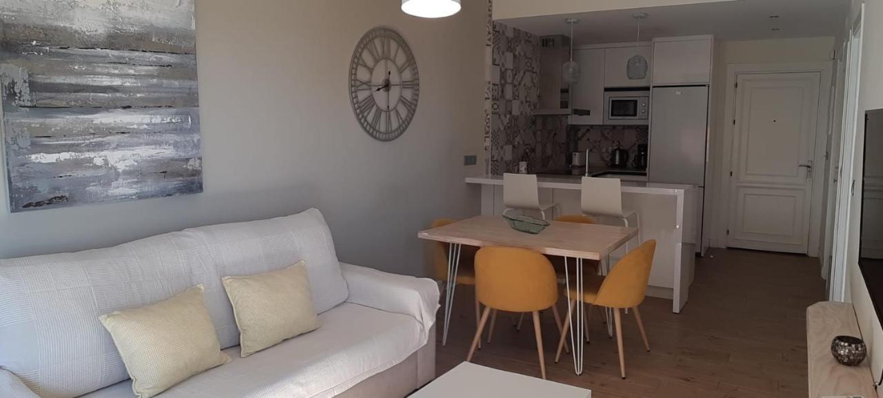 Lindo Apartamento Junto Al Mar Ronda Iv, Rocio フエンヒロラ エクステリア 写真