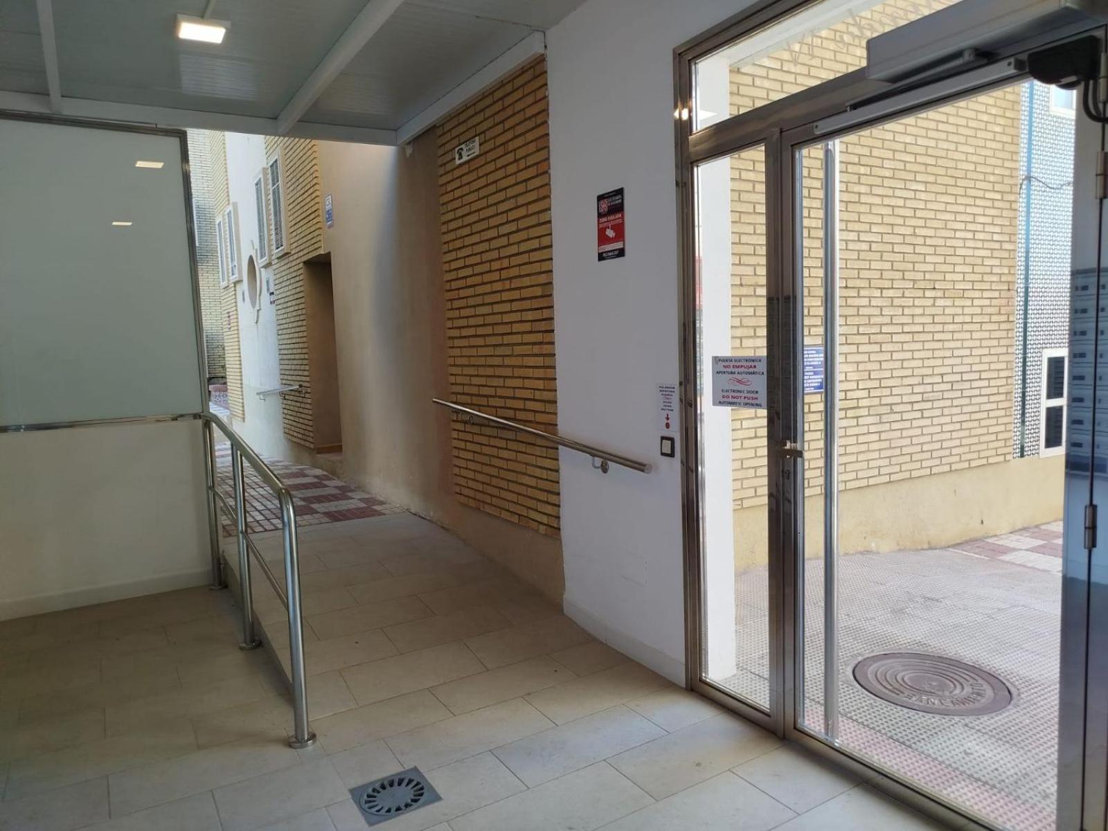 Lindo Apartamento Junto Al Mar Ronda Iv, Rocio フエンヒロラ エクステリア 写真