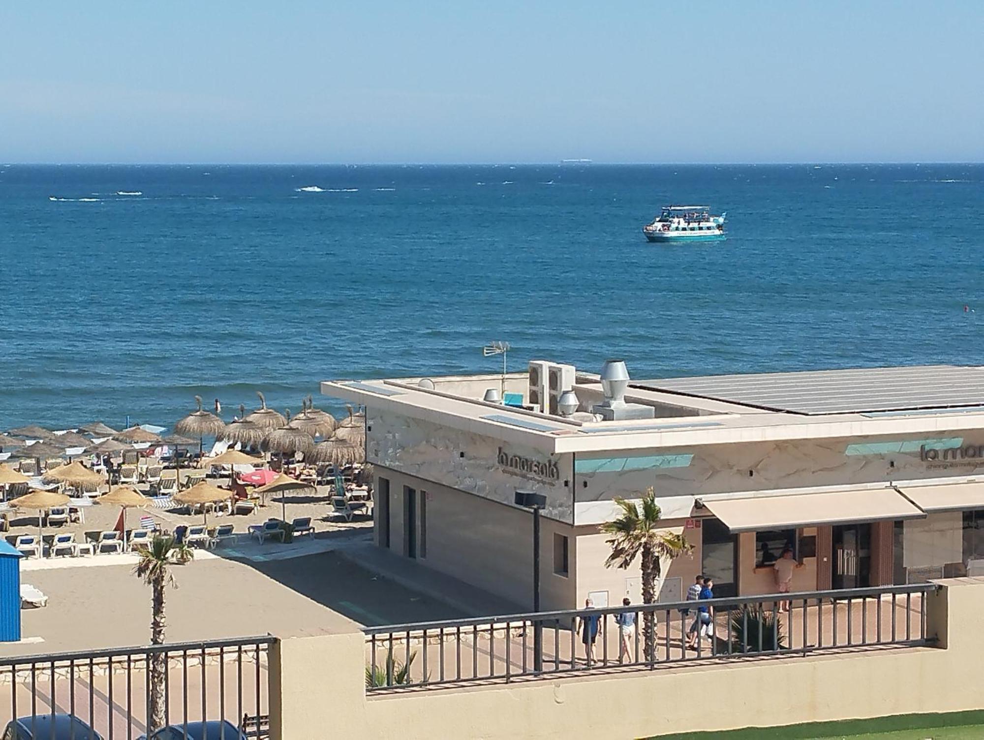 Lindo Apartamento Junto Al Mar Ronda Iv, Rocio フエンヒロラ エクステリア 写真